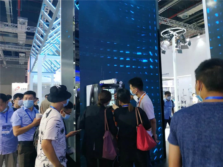 公司技術(shù)上海工博會(huì).jpg